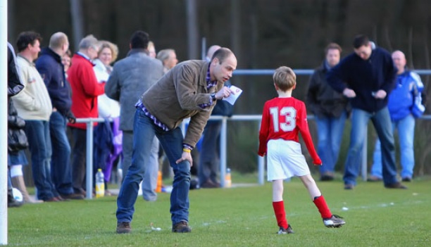 Walk-over voor F2 bij moeder aller derby's tegen SCR F1 (7-0)