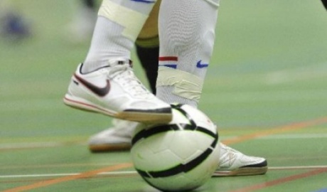 Zaalvoetballers Excelsior�31 verliezen van sterk ZVV/Dynamo Lelystad (samenvatting geplaatst!)