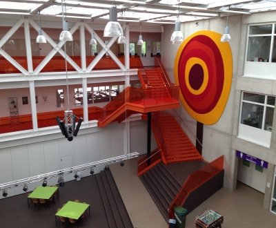 Foto bij Hogeschool en sporthal CSG Het Streek