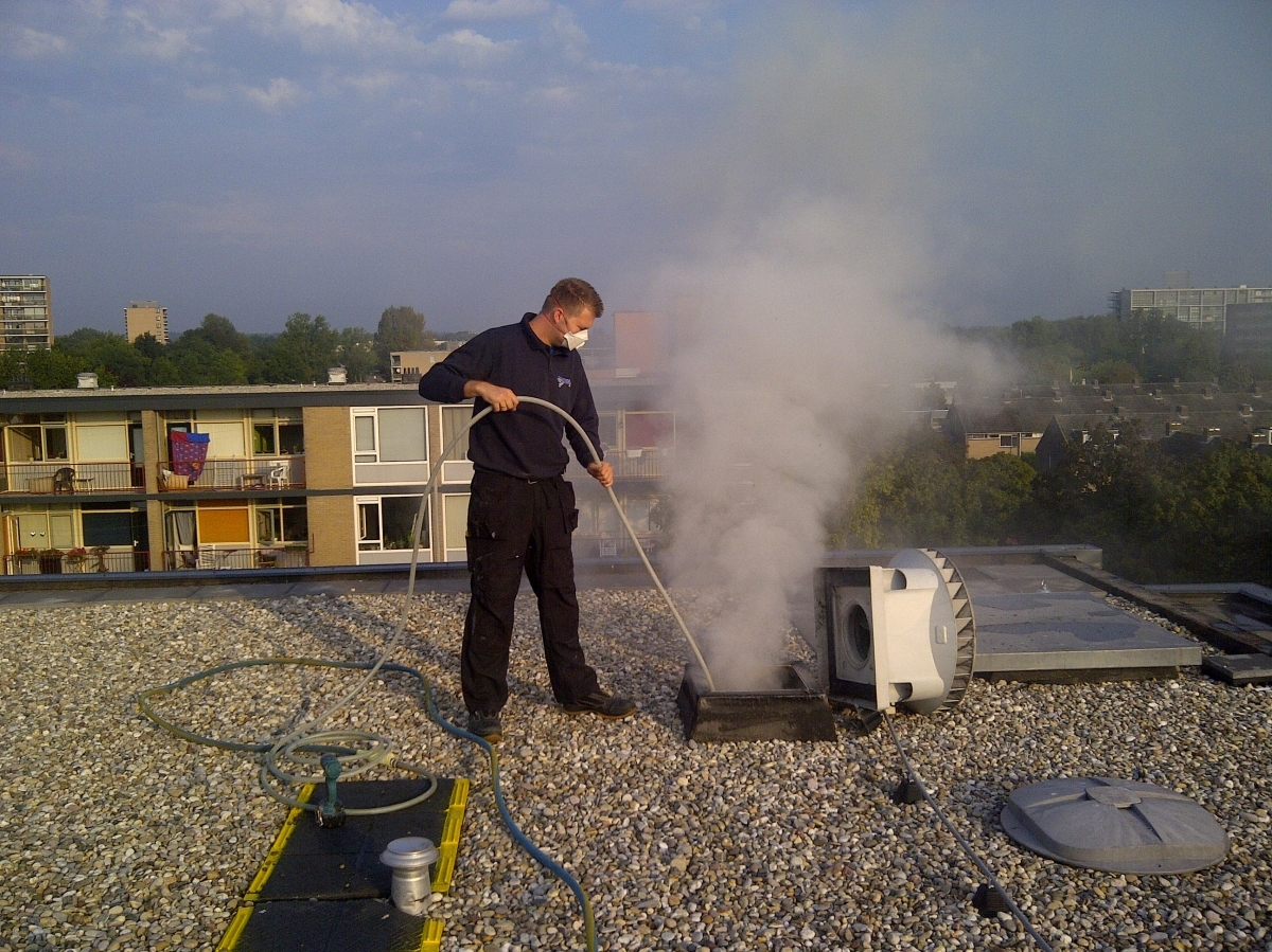 Stijgkanalen Appartementencomplex Heat Recovery Houses