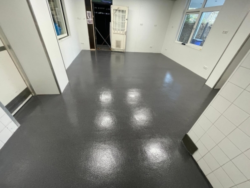 Ga naar Vloercoating Bakkerij Voortman