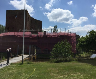 Afbeelding bij Triflex afdichting muur, fase 2, Ruïne Teylingen